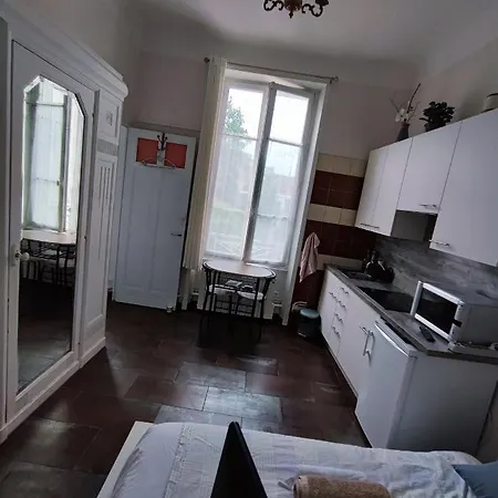 Idealement Situe Pour Curiste דירה Châtel-Guyon