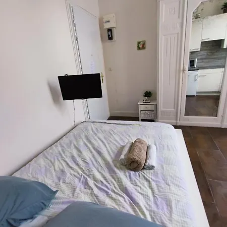 Idealement Situe Pour Curiste