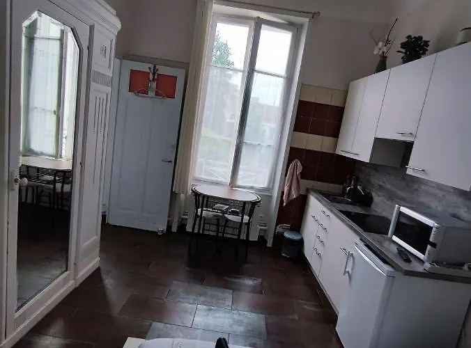 Idealement Situe Pour Curiste Lägenhet Châtel-Guyon